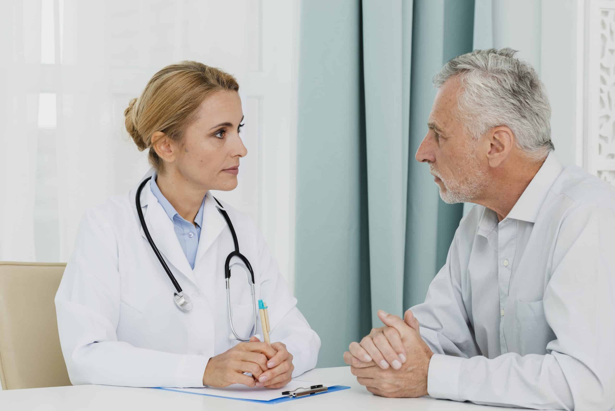 doctor-talking-with-patient